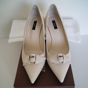 BALLY Switzerland BESSINA Bow Putty Leather Heels